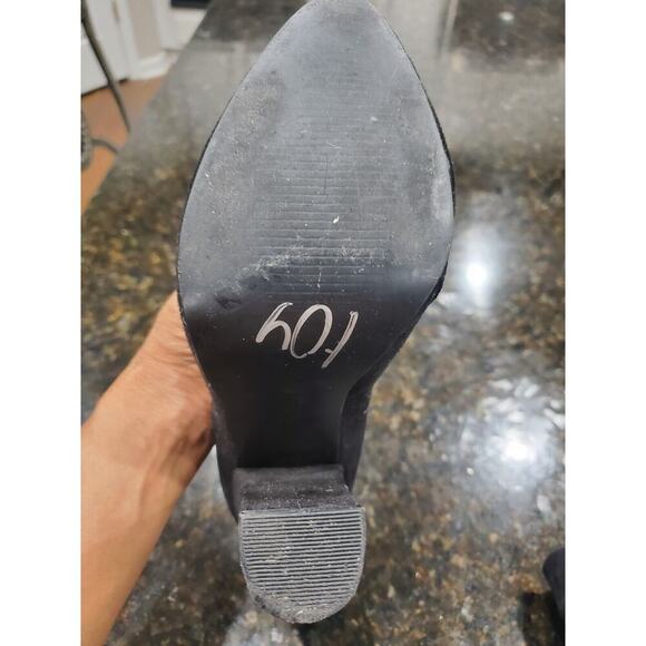 Women's Black Suede Upper Closed Toe Block High Heels Casual Boots Size 8.5 M - Picture 11 of 12